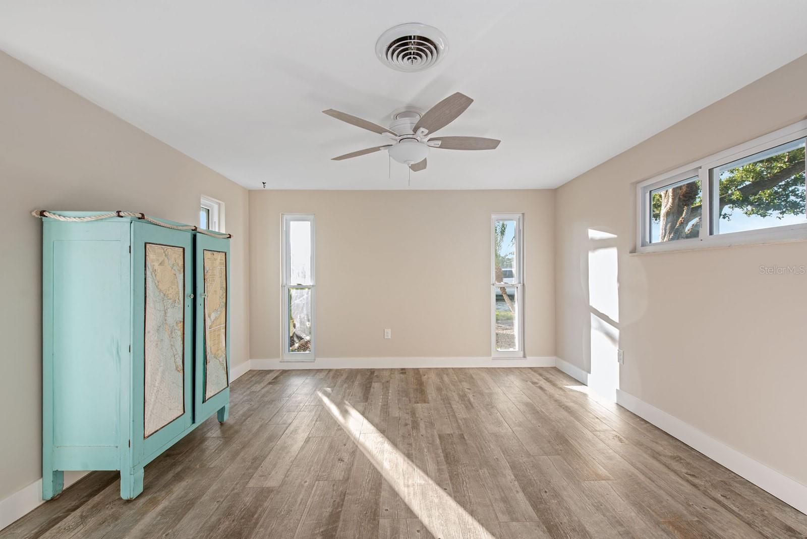 300 E Bay Heights Ave, Englewood, FL 34223 — photo 28 of 72