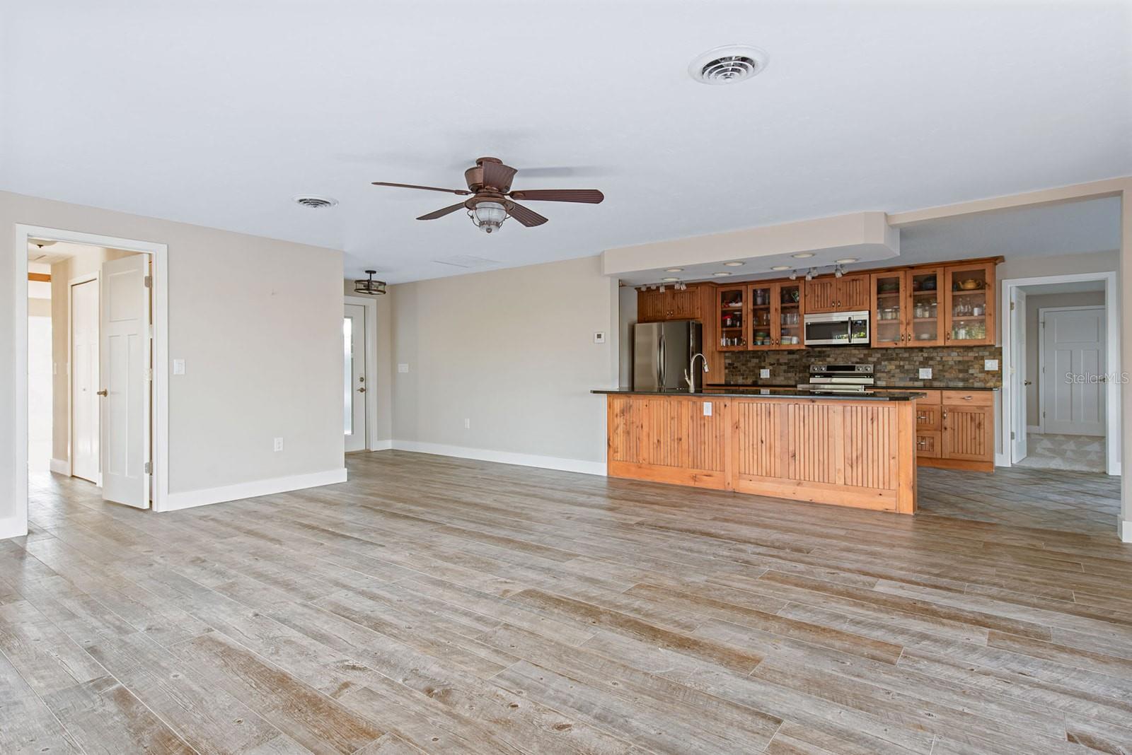 300 E Bay Heights Ave, Englewood, FL 34223 — photo 6 of 72