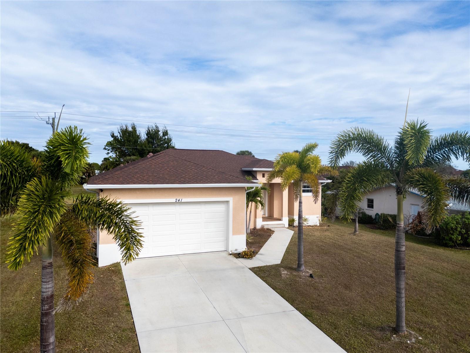 241 Annapolis Ln, Rotonda West, FL 33947 — photo 5 of 77