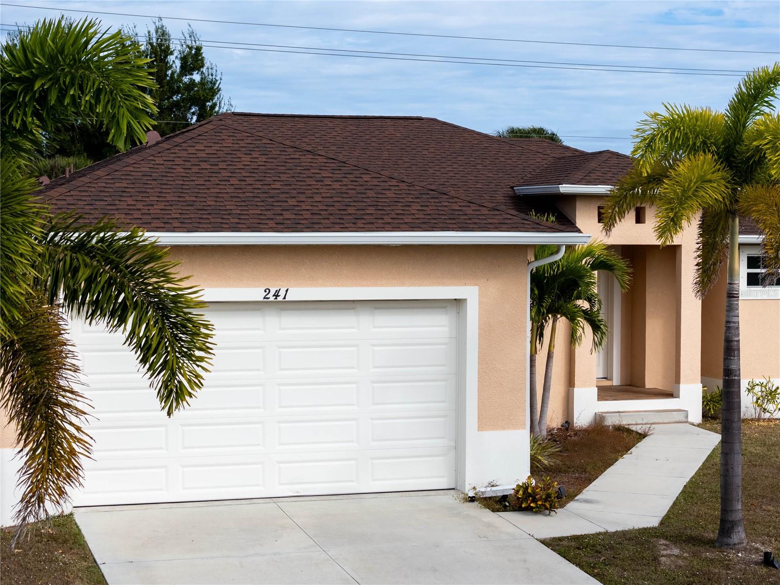 241 Annapolis Ln, Rotonda West, FL 33947 — photo 7 of 77