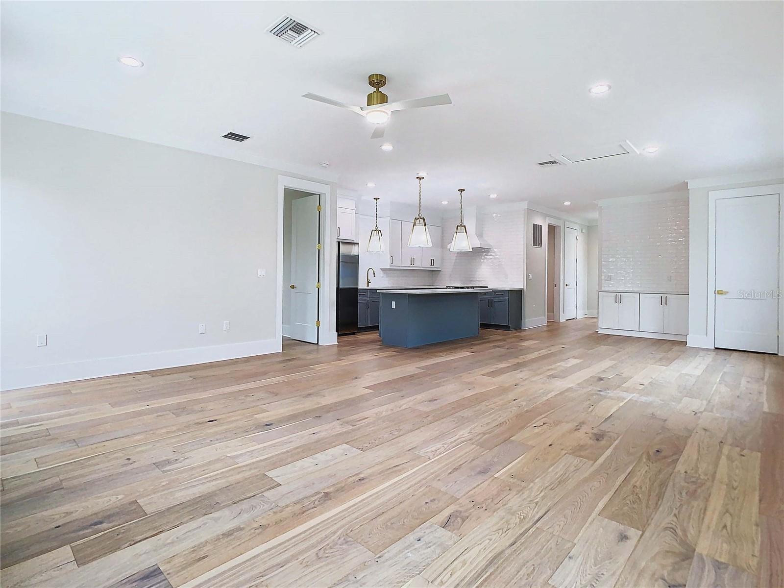 2345 Bahia Vista St, Sarasota, FL 34239 — photo 28 of 73