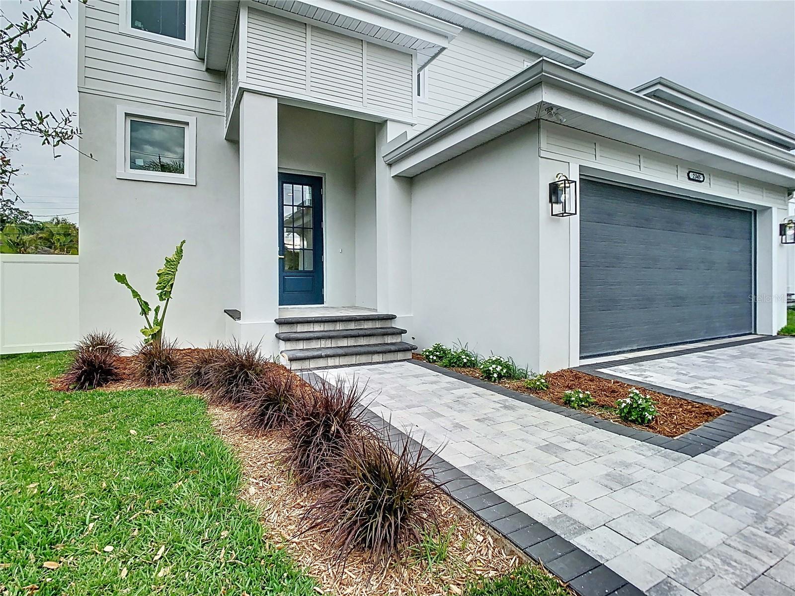 2345 Bahia Vista St, Sarasota, FL 34239 — photo 4 of 73
