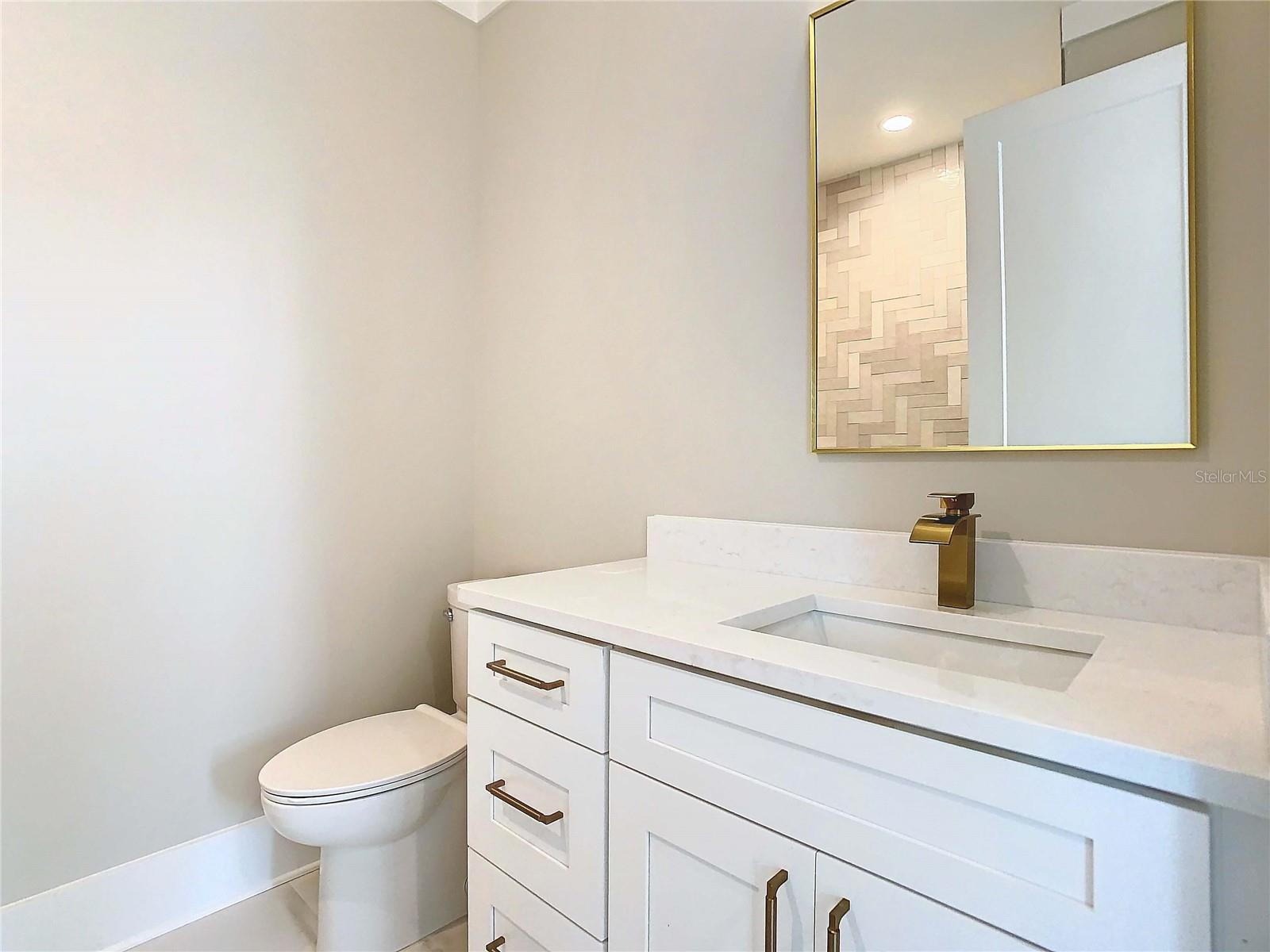 2345 Bahia Vista St, Sarasota, FL 34239 — photo 63 of 73