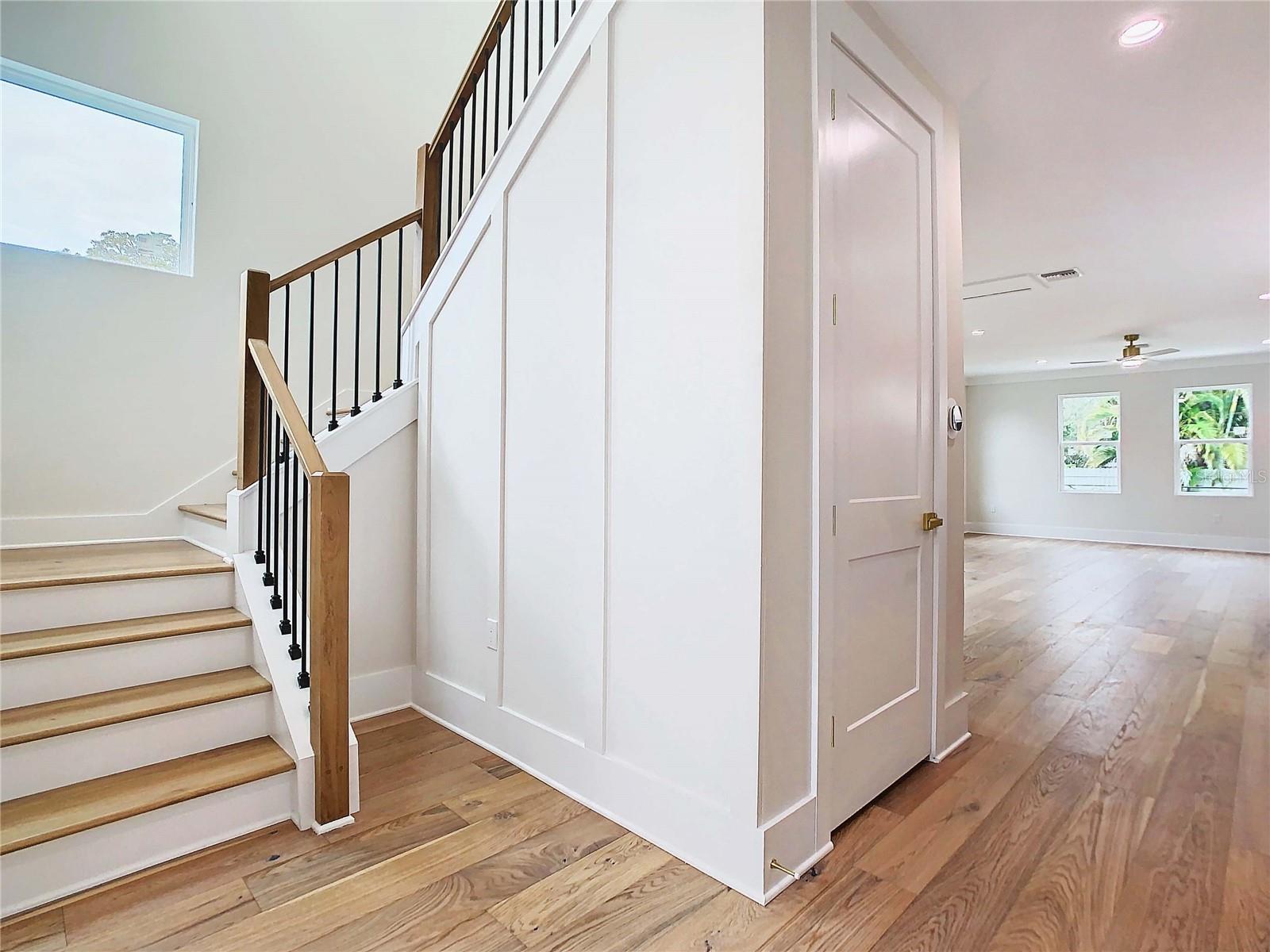 2345 Bahia Vista St, Sarasota, FL 34239 — photo 9 of 73