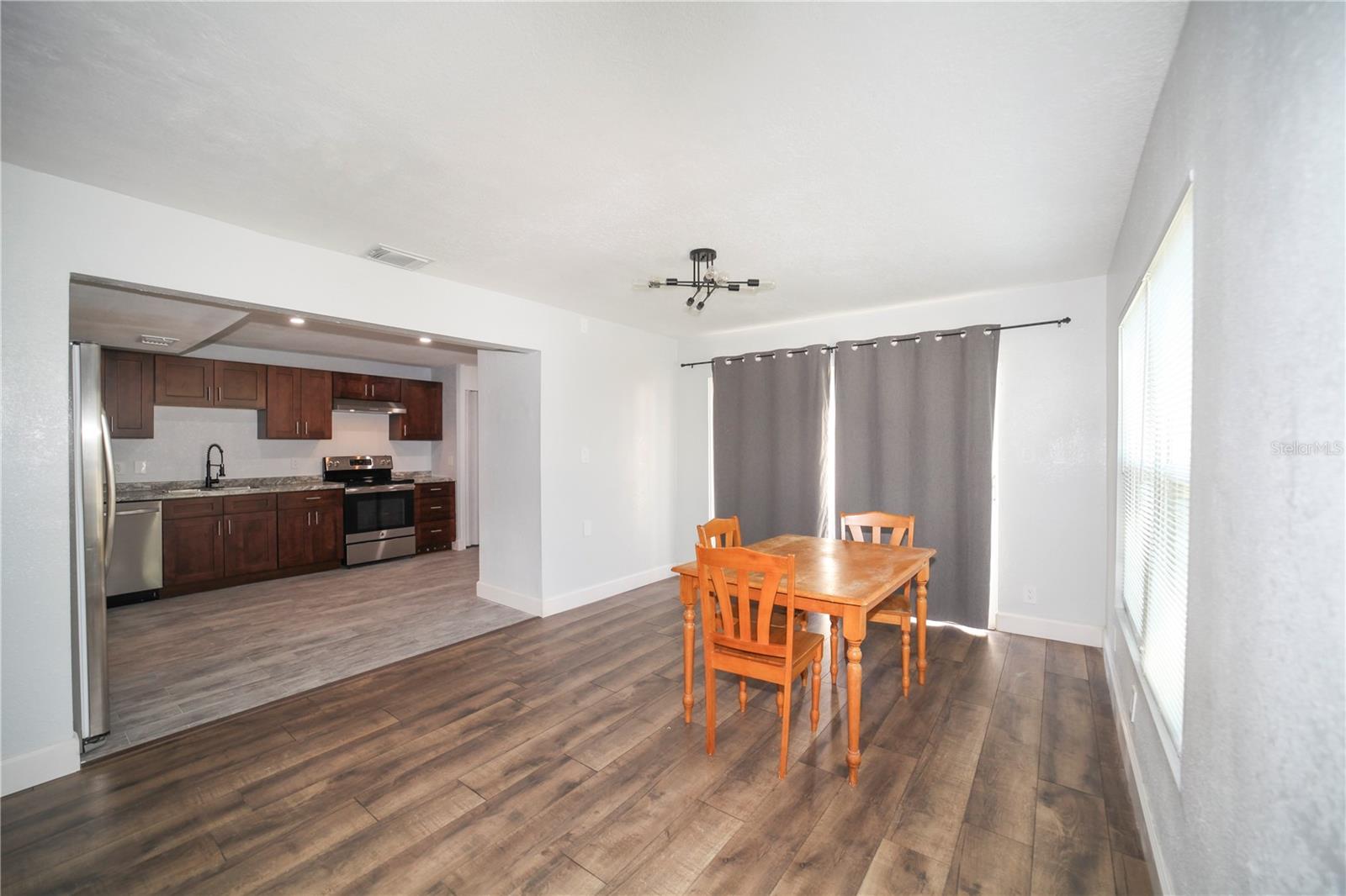 331 Amherst Ave #56, Sarasota, FL 34232 — photo 4 of 19