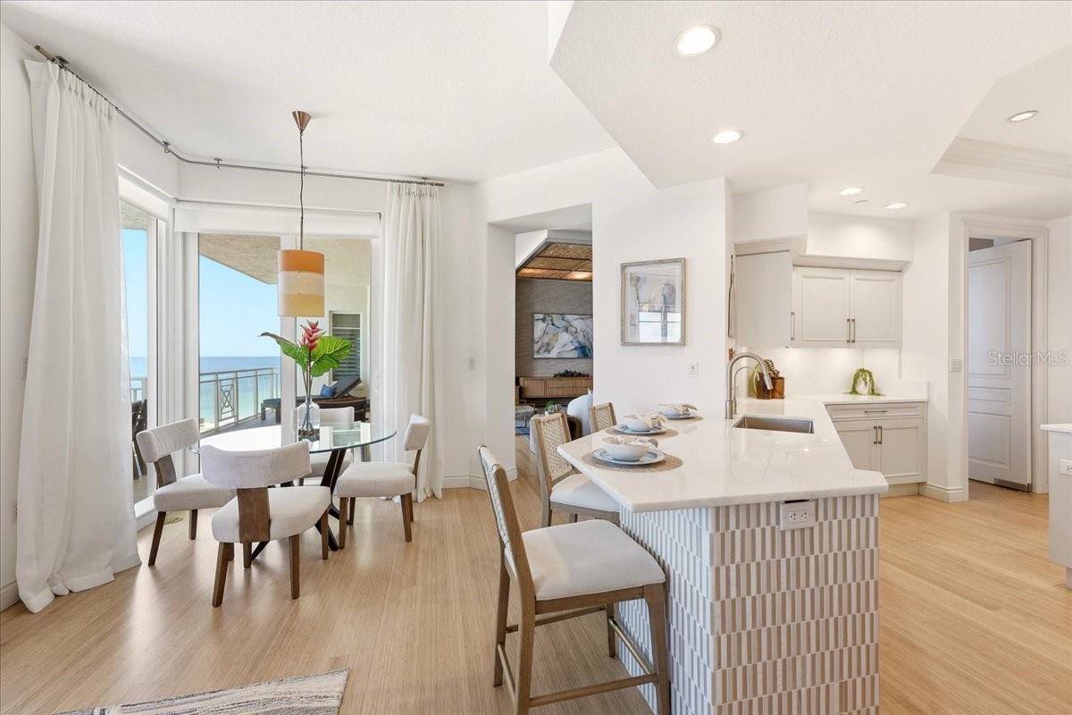 2052 Benjamin Franklin Dr #D702, Sarasota, FL 34236 — photo 12 of 45