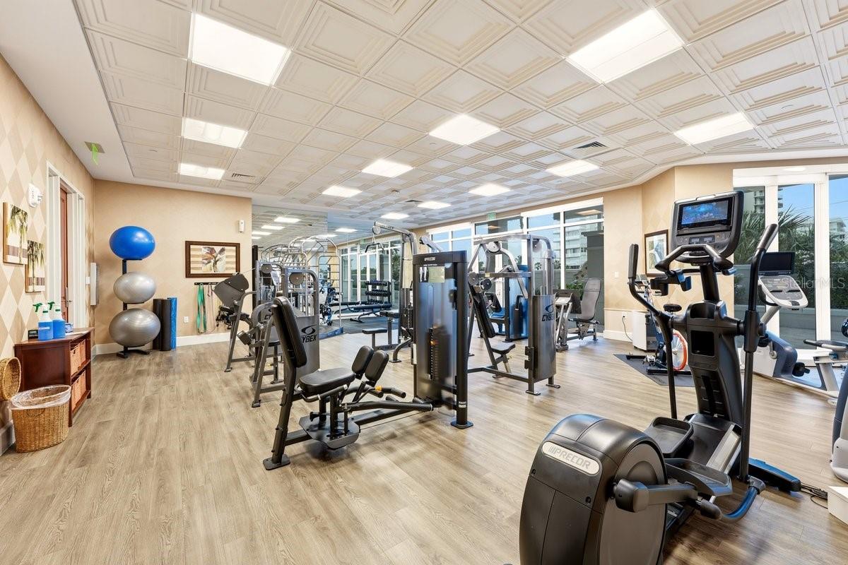 2052 Benjamin Franklin Dr #D702, Sarasota, FL 34236 — photo 38 of 45