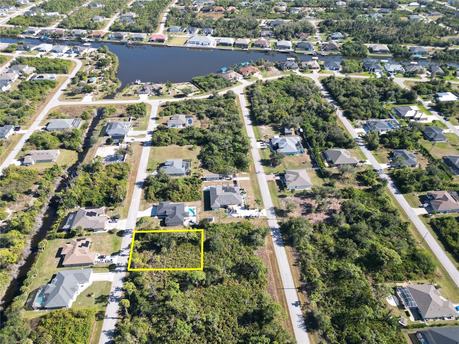 13417 Yager Ln, Port Charlotte, FL 33981 — photo 1 of 1