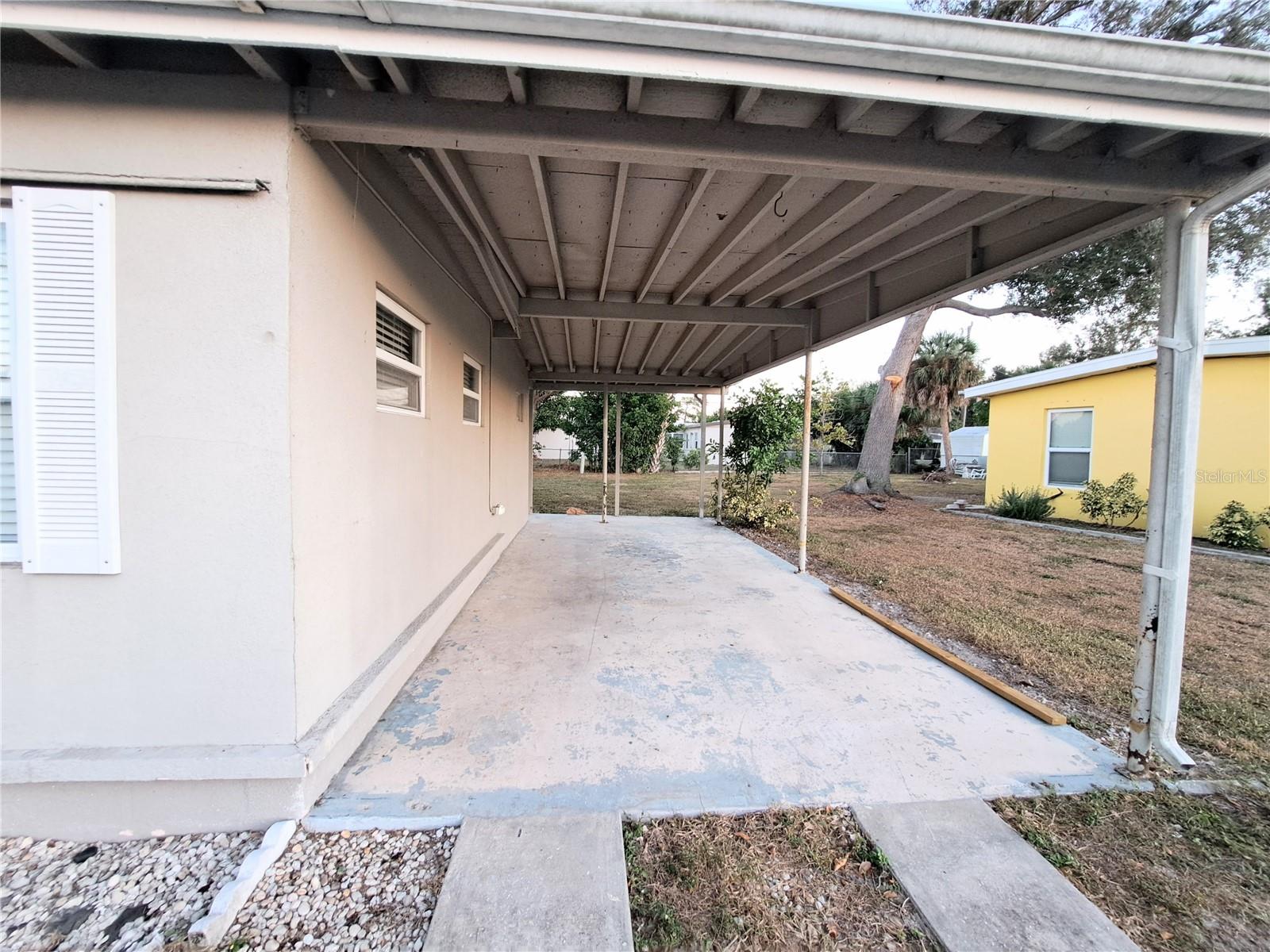 Carport