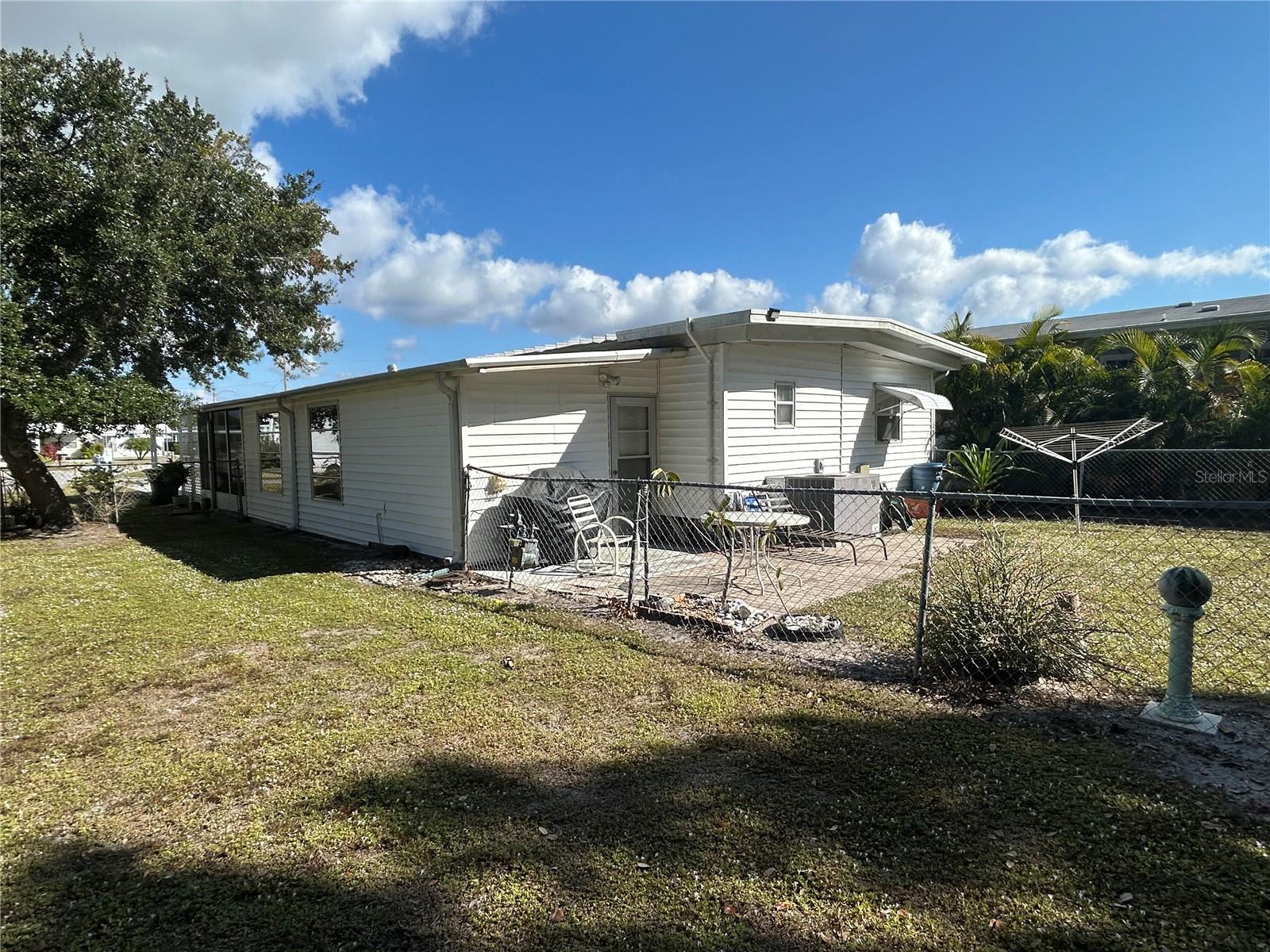 5025 Brae Burn Ave, Sarasota, FL 34234 — photo 25 of 50