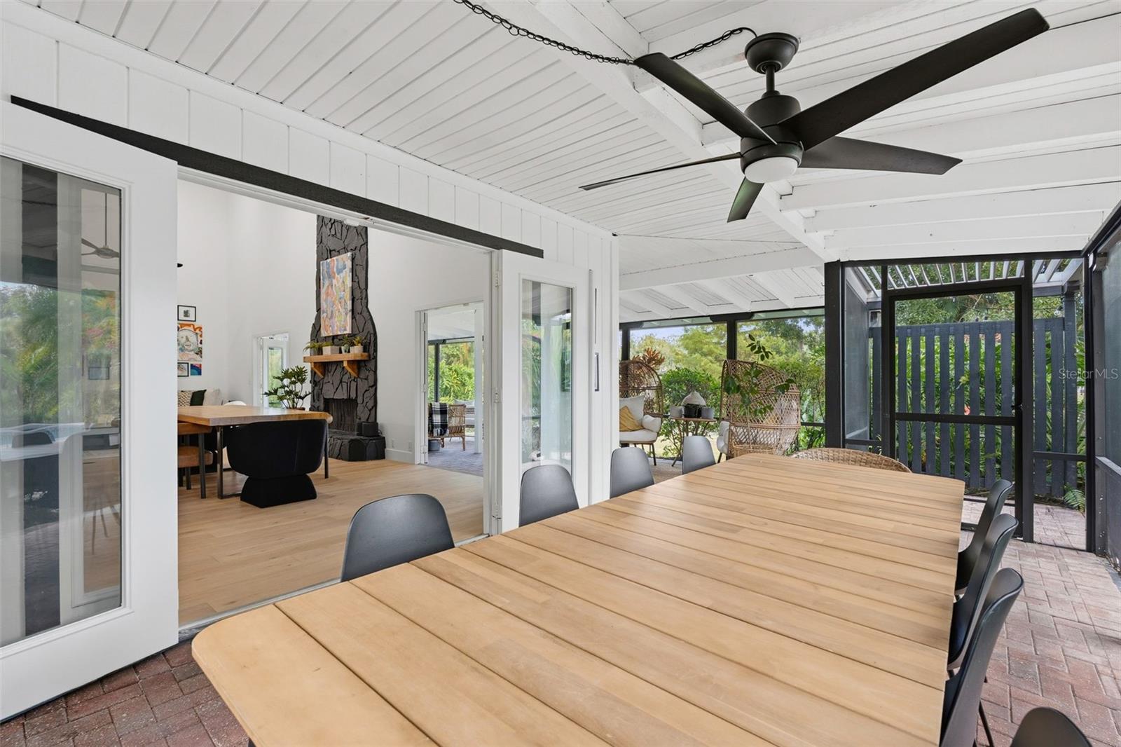 wrap around screened patio