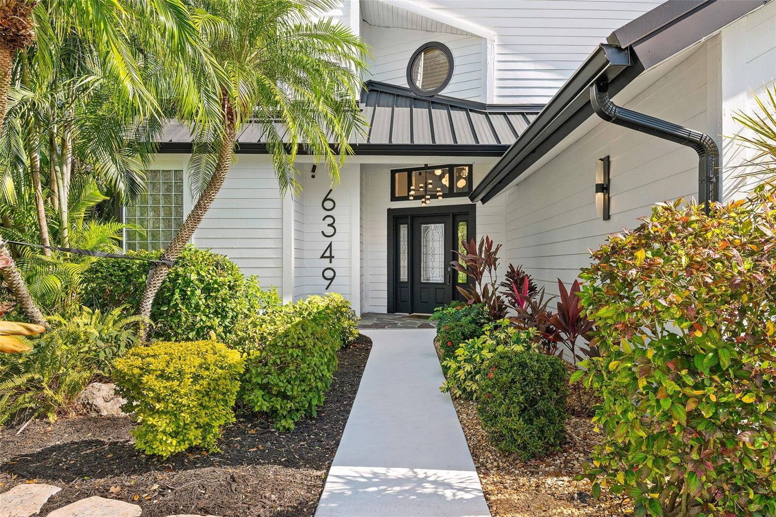6349 Ravenwood Way, Sarasota, FL 34243 — photo 4 of 69