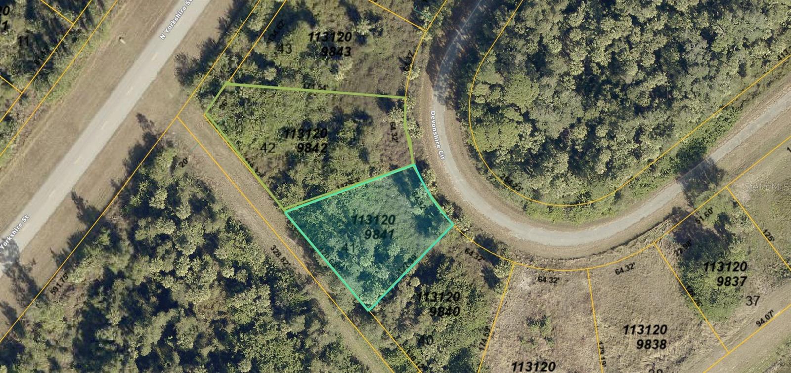 1131209841 & 1131209842 Devonshire Cir, North Port, FL 34288 — photo 1 of 1