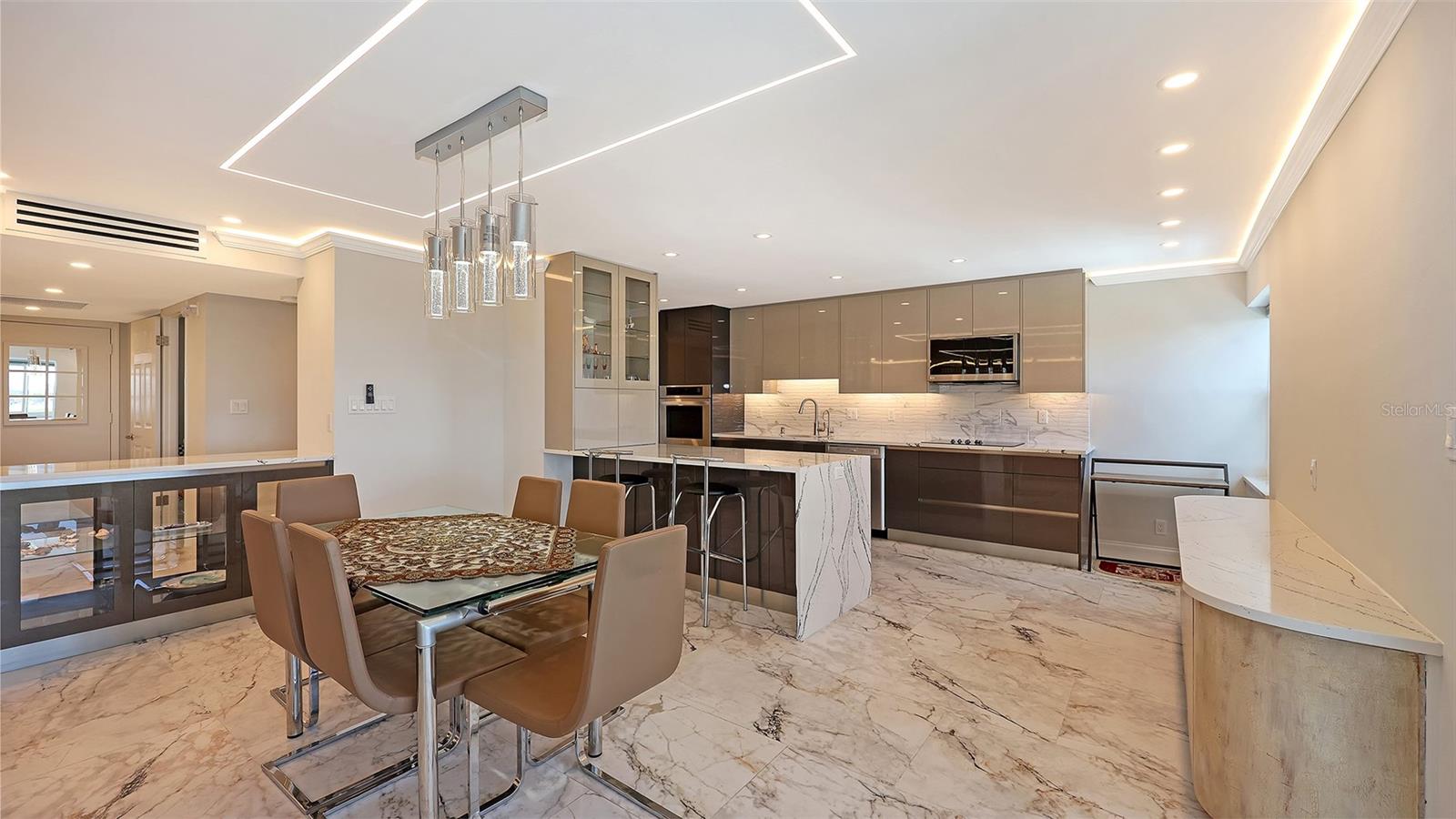 1750 Benjamin Franklin Dr #9F, Sarasota, FL 34236 — photo 13 of 60