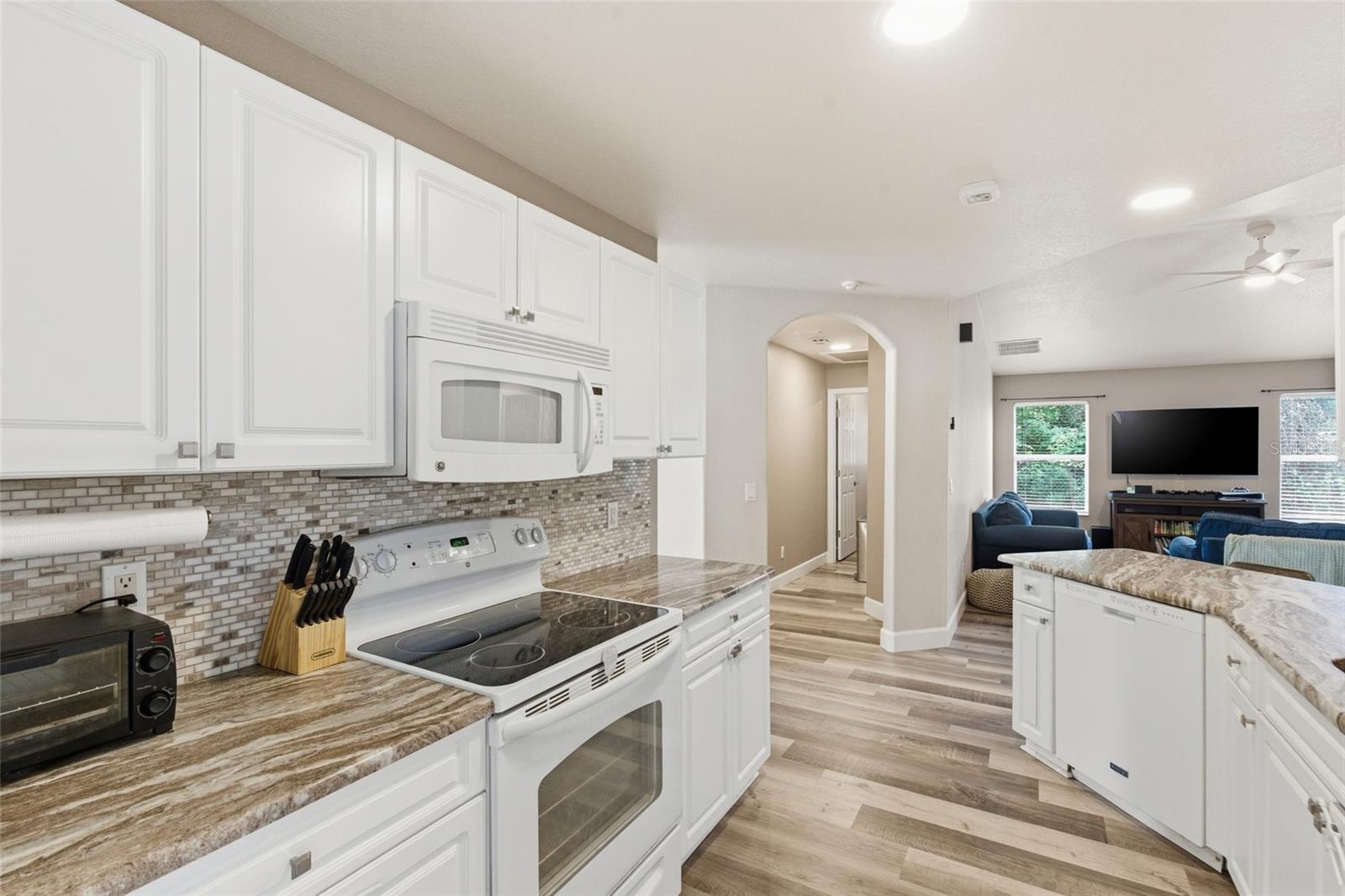 4409 Kenoska St, North Port, FL 34288 — photo 14 of 62