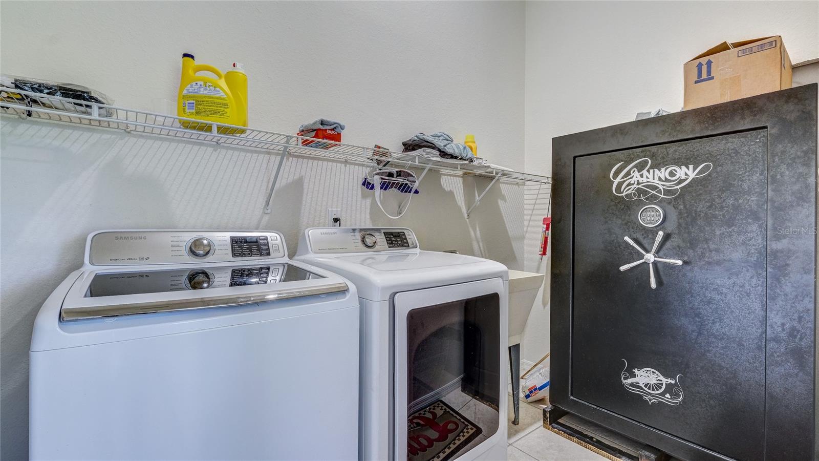 560 Oakford Rd, Sarasota, FL 34240 — photo 26 of 50