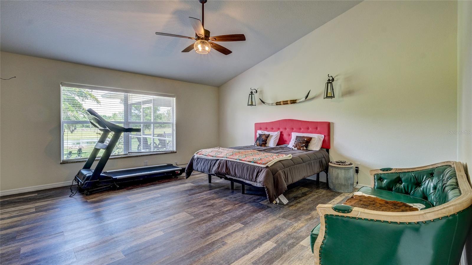 560 Oakford Rd, Sarasota, FL 34240 — photo 27 of 50