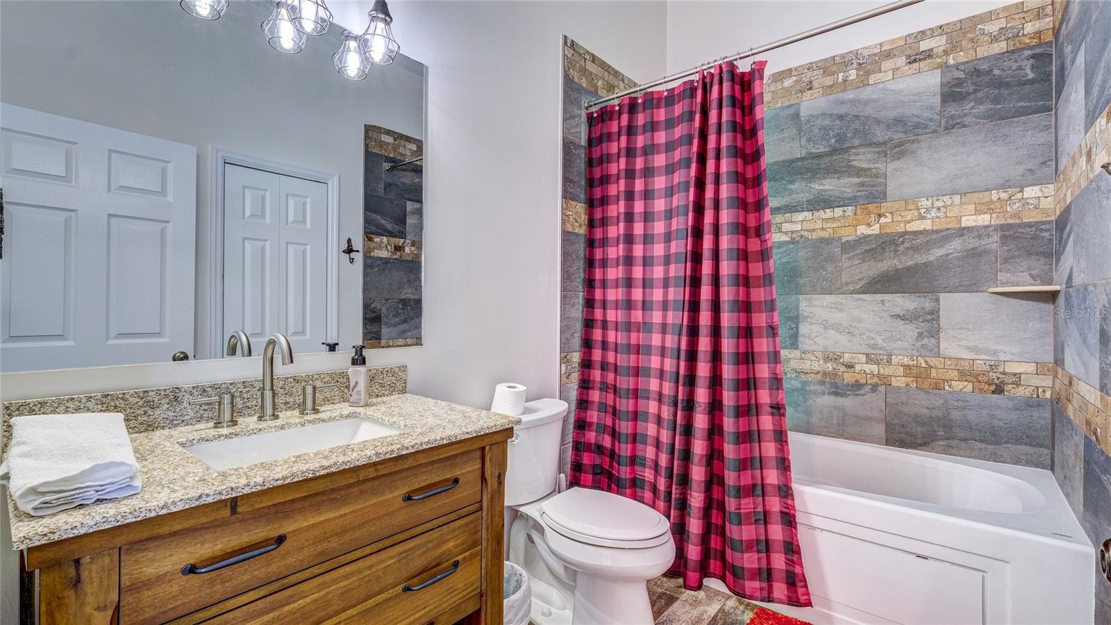 560 Oakford Rd, Sarasota, FL 34240 — photo 28 of 50