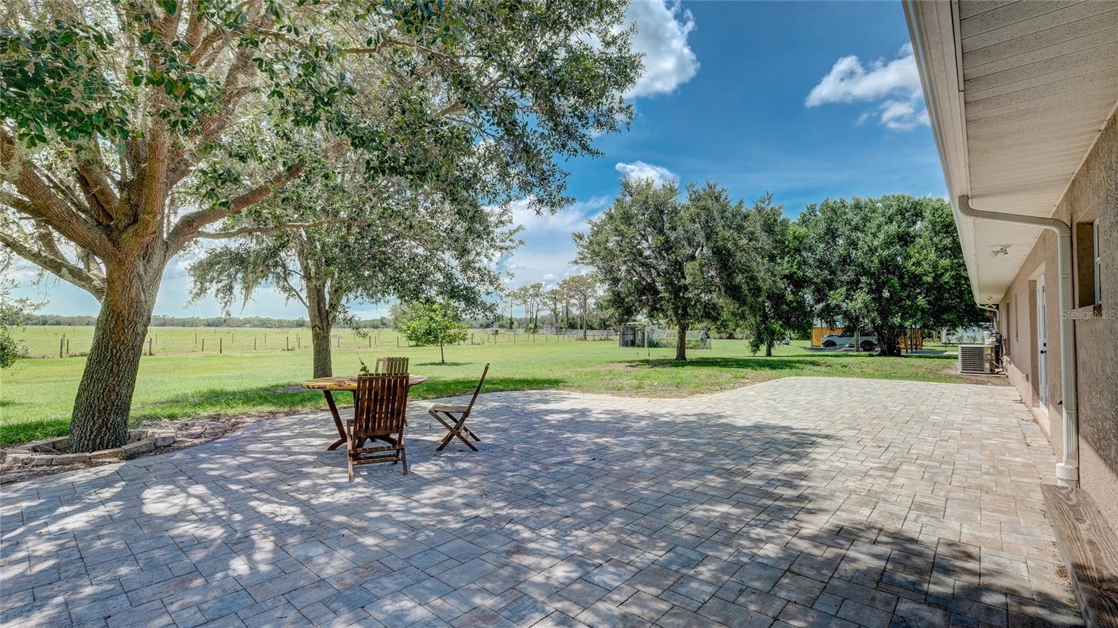 560 Oakford Rd, Sarasota, FL 34240 — photo 32 of 50