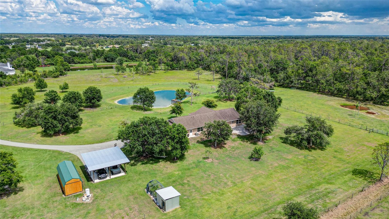560 Oakford Rd, Sarasota, FL 34240 — photo 10 of 50