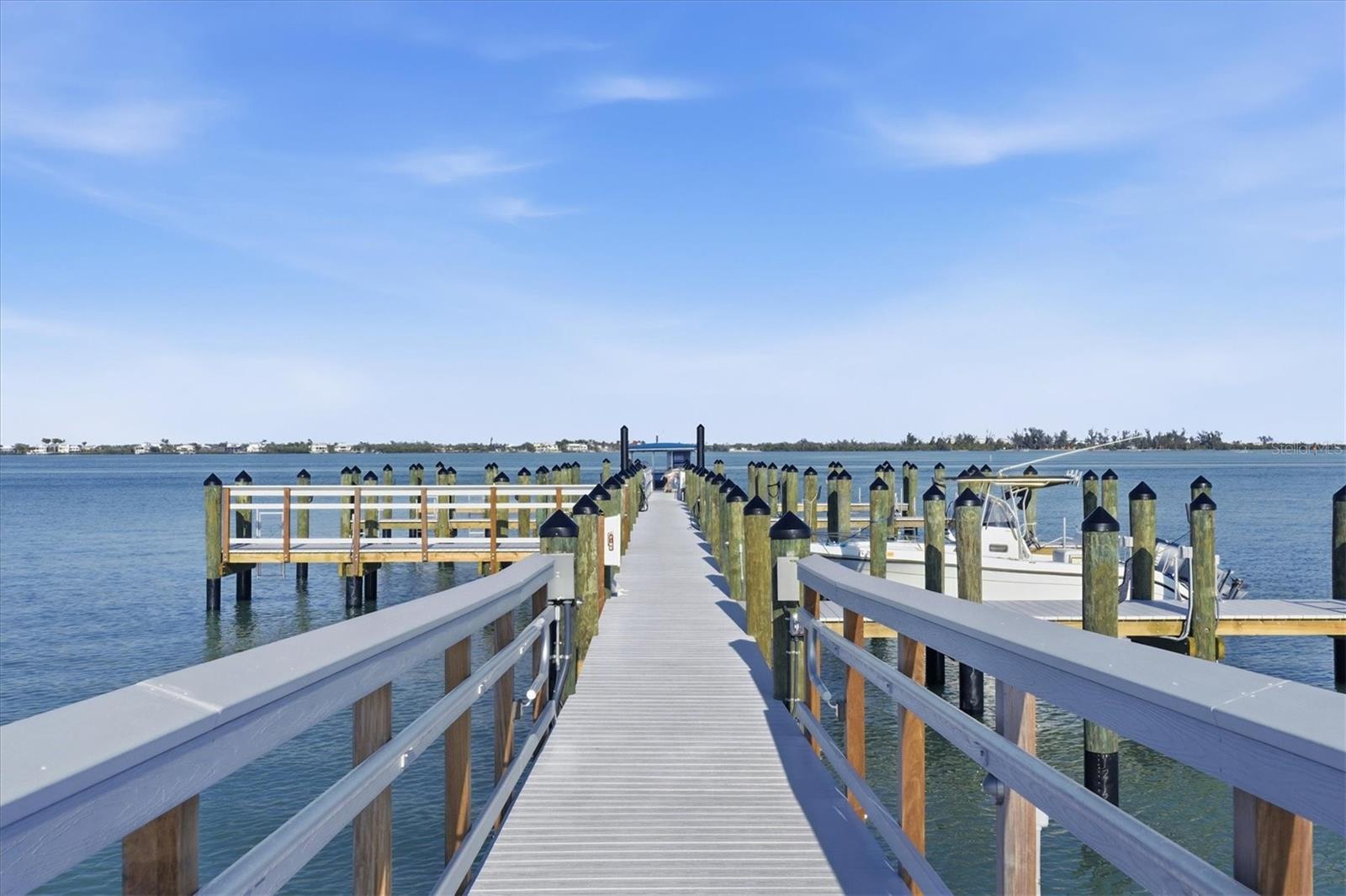 Brand new dock & slips as well as Ferry drop off & pick-up on Little Gasparilla Island