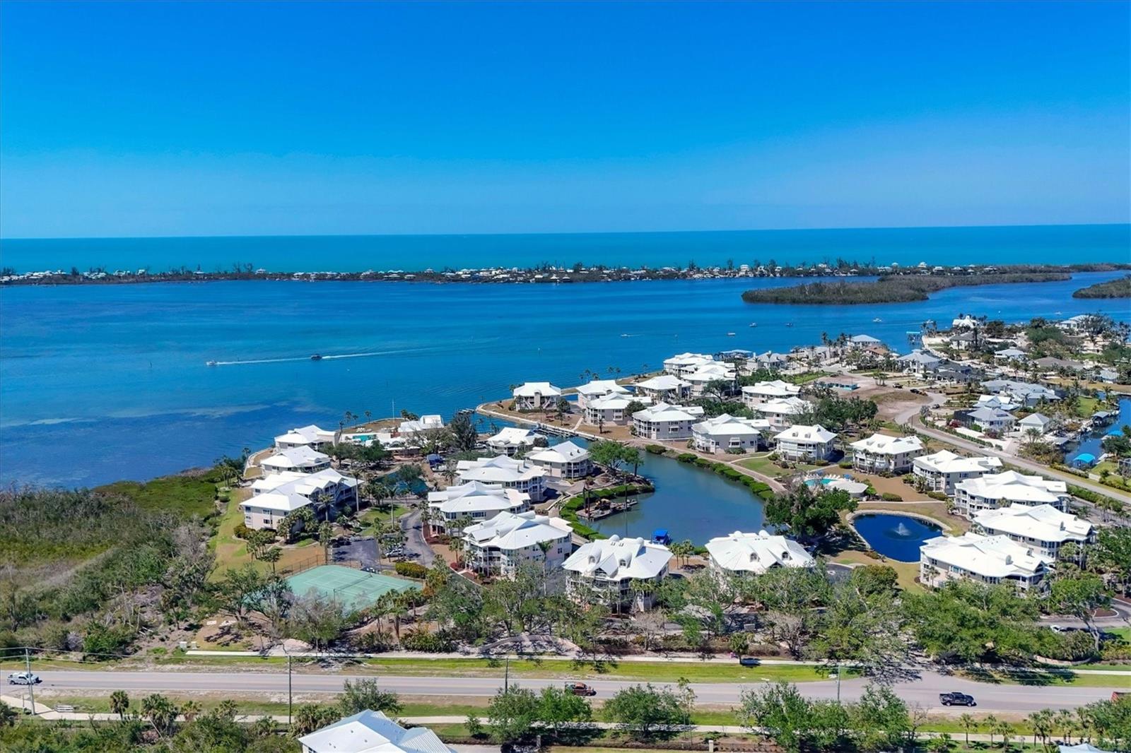 Placida Harbour Club is situated along the Intracoastal Waterway and has its own private deep water marina