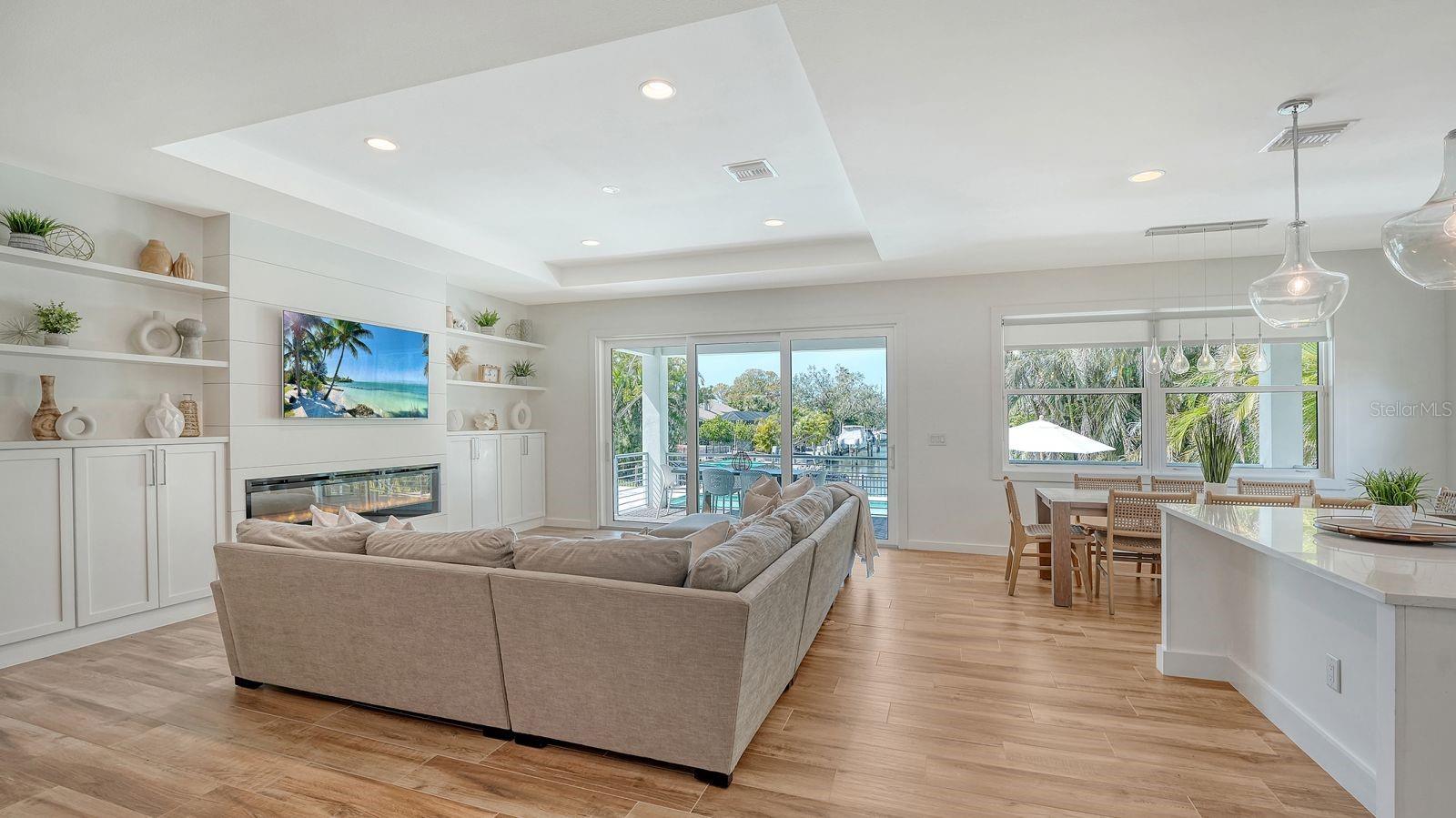 6136 Hollywood Blvd, Sarasota, FL 34231 — photo 6 of 35