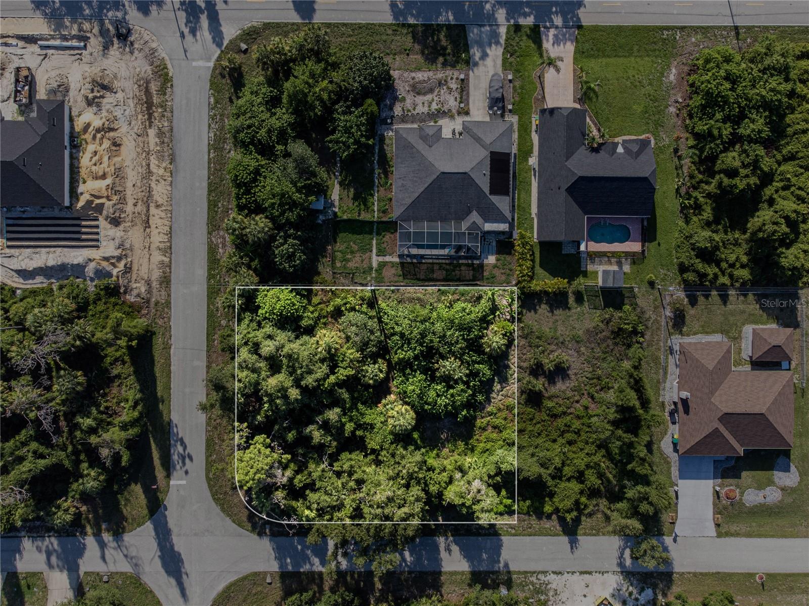 17221 Nixon Ave, Port Charlotte, FL 33948 — photo 1 of 1
