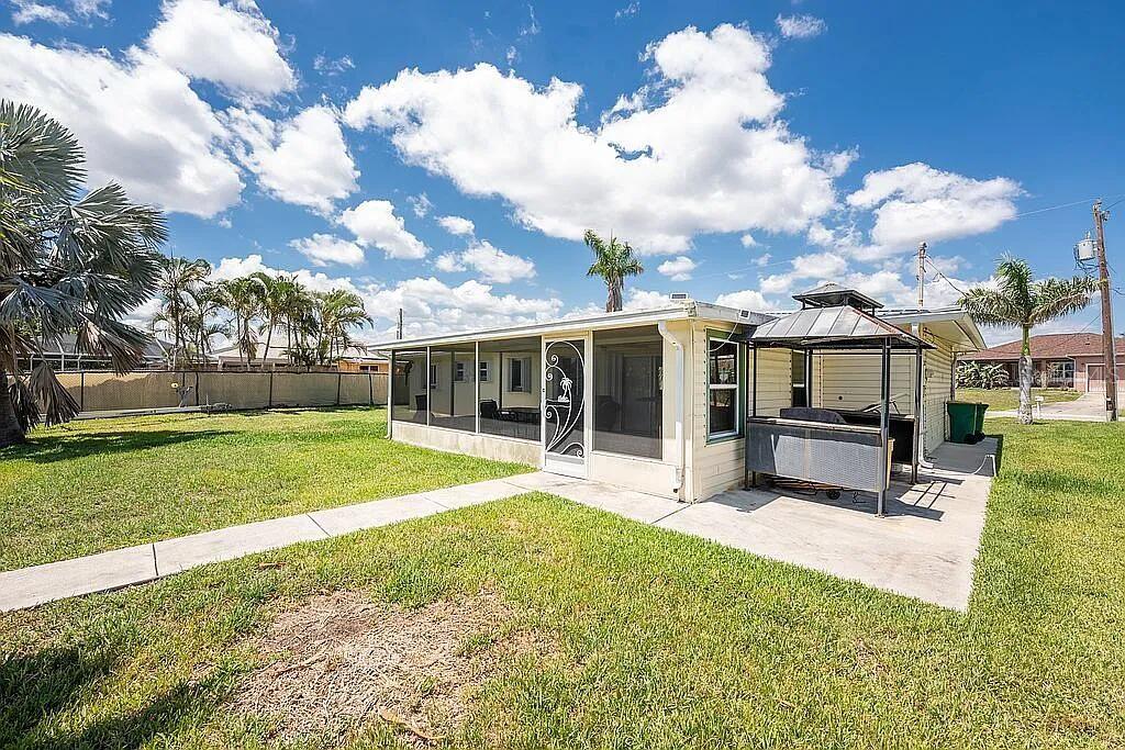 3420 Santa Clara Dr