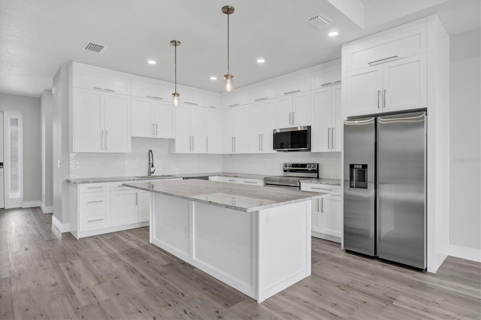 9 Bunker Pl, Rotonda West, FL 33947 — photo 16 of 36