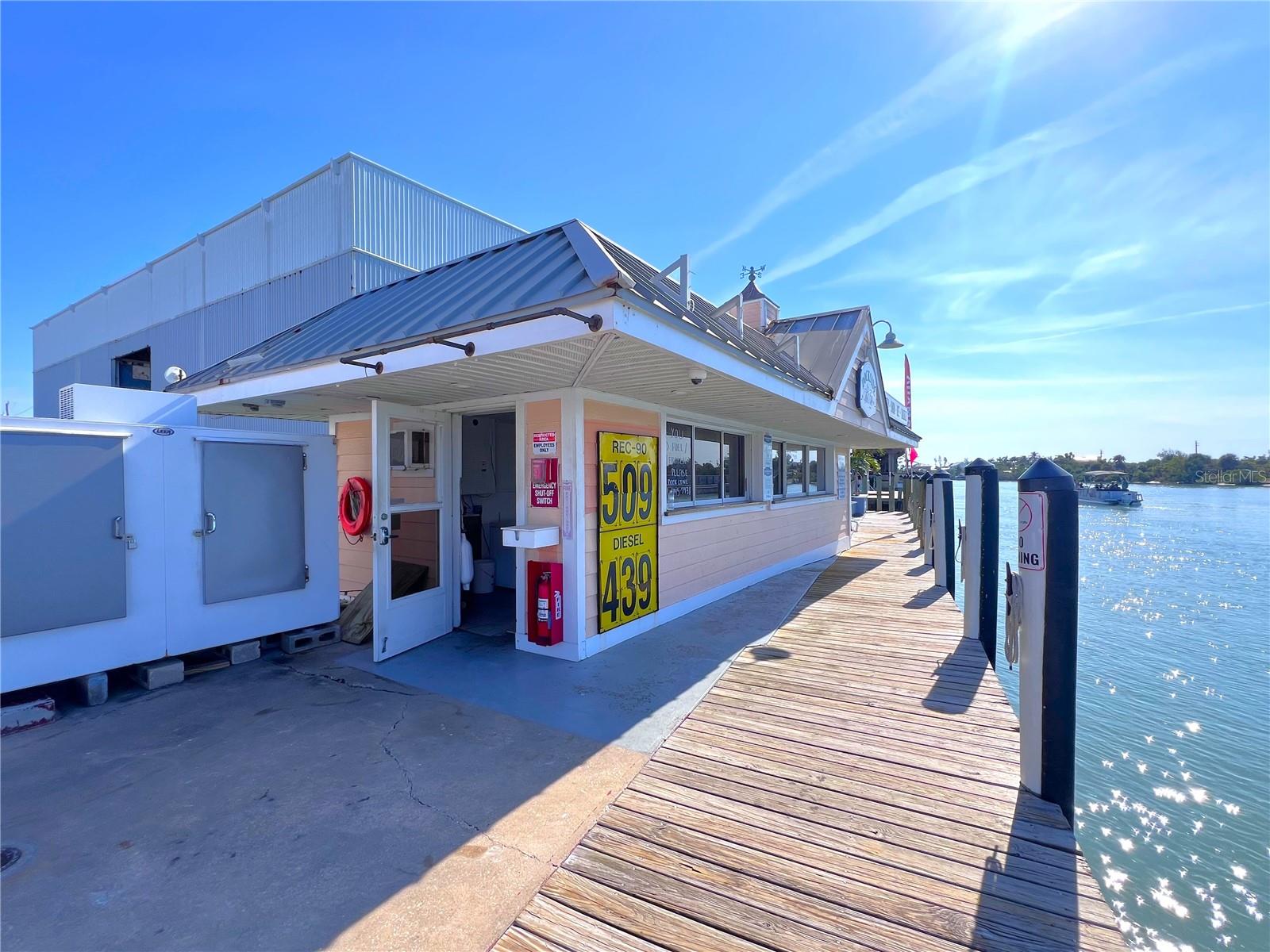 100 Circuit Rd #S70, Nokomis, FL 34275 — photo 7 of 21