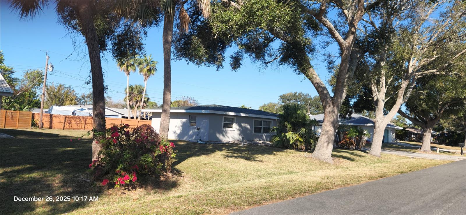 524 Sarabay Rd, Osprey, FL 34229 — photo 14 of 41