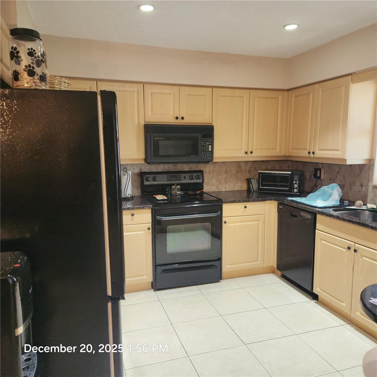 524 Sarabay Rd, Osprey, FL 34229 — photo 20 of 41