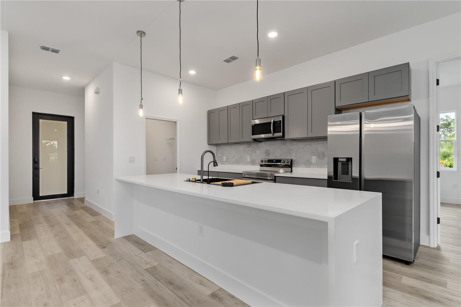 13514 Keystone Blvd, Port Charlotte, FL 33981 — photo 10 of 42