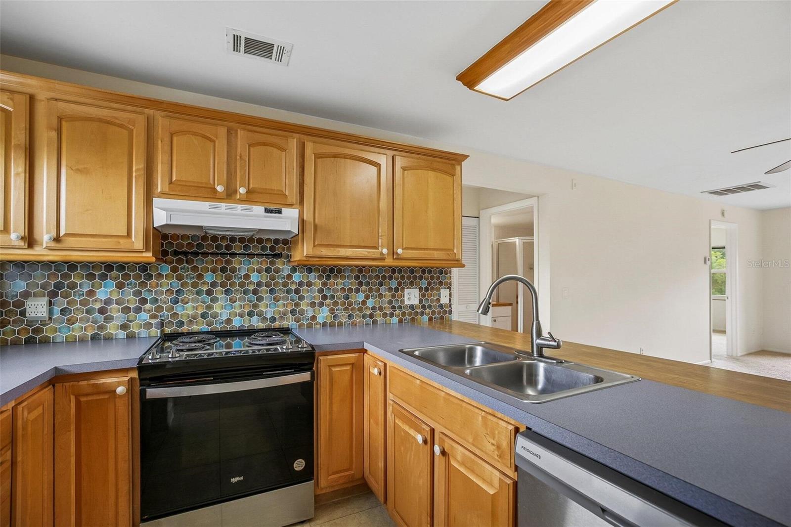 26485 Rampart Blvd #A27, Punta Gorda, FL 33983 — photo 12 of 27
