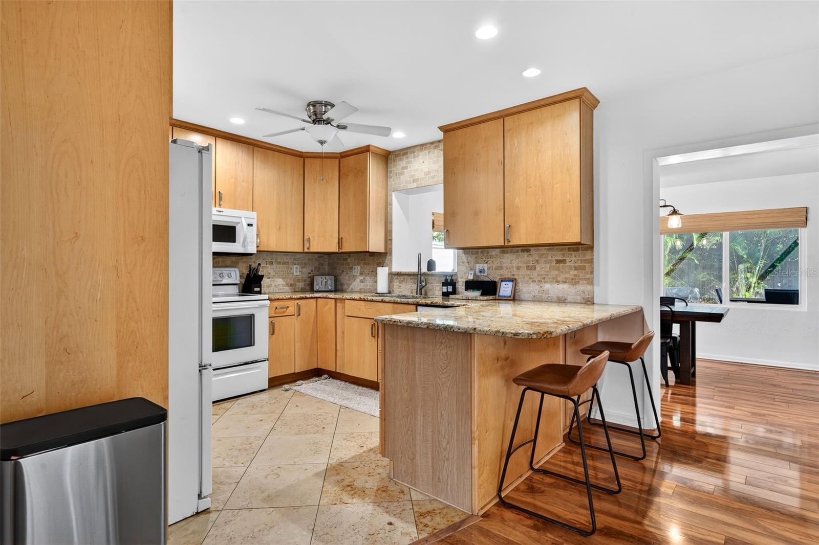 6215 Rodgers Ave, Sarasota, FL 34231 — photo 13 of 64