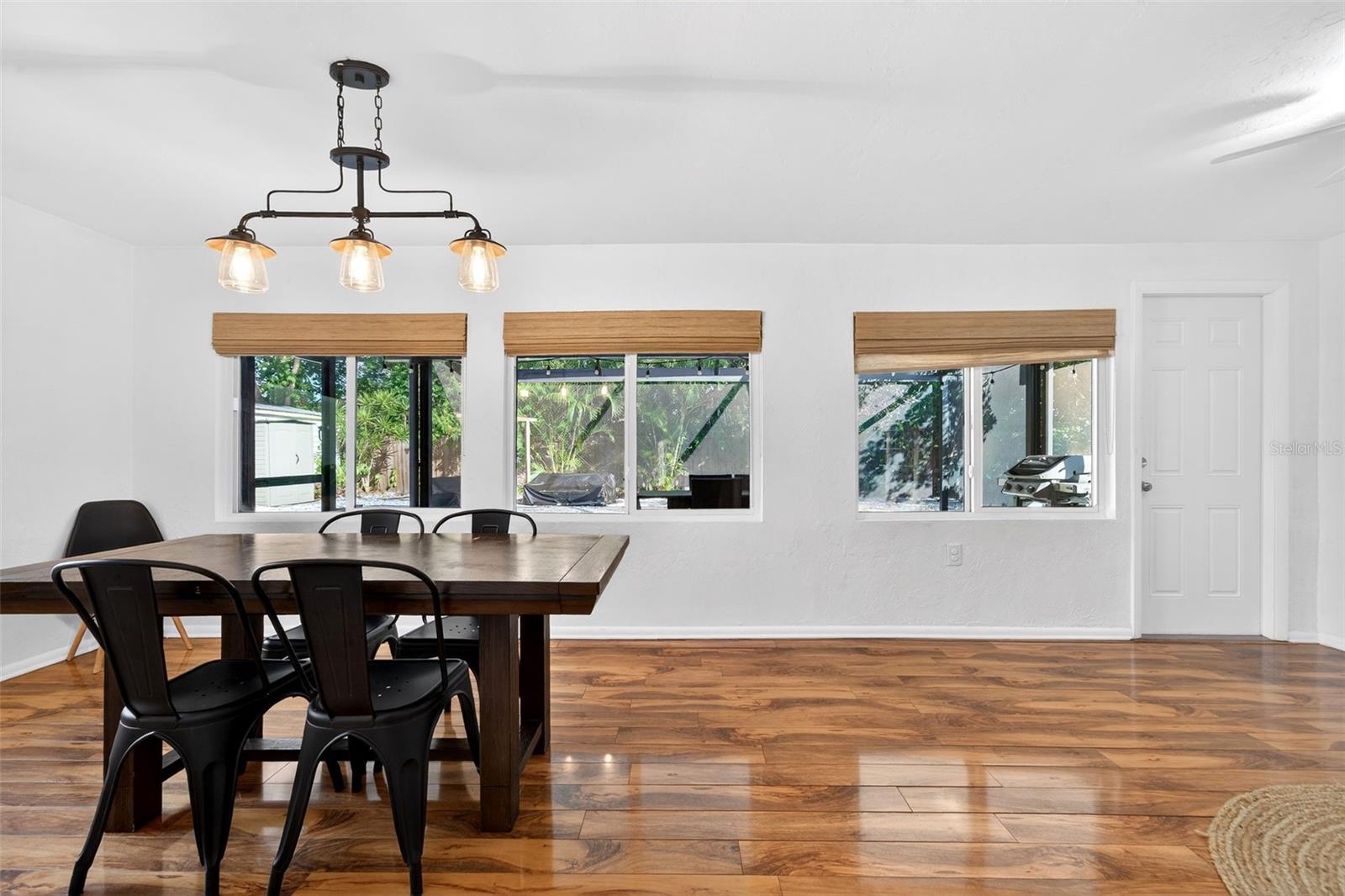 6215 Rodgers Ave, Sarasota, FL 34231 — photo 25 of 64