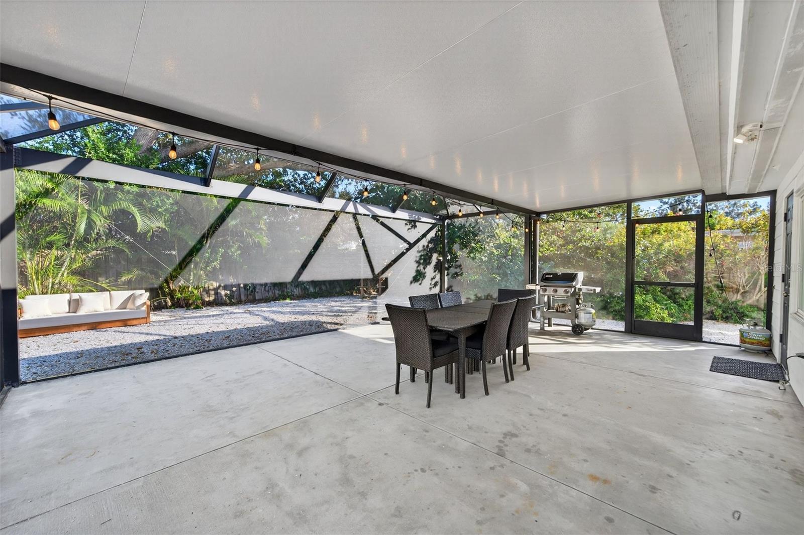 6215 Rodgers Ave, Sarasota, FL 34231 — photo 43 of 64