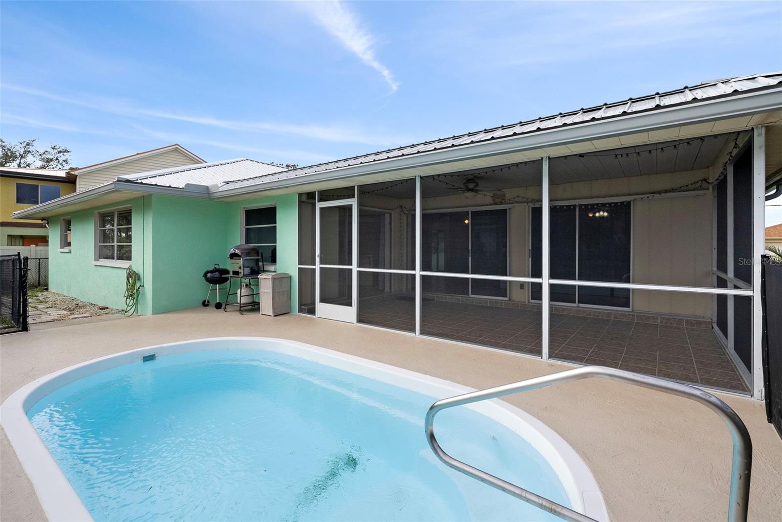 Pool & deck