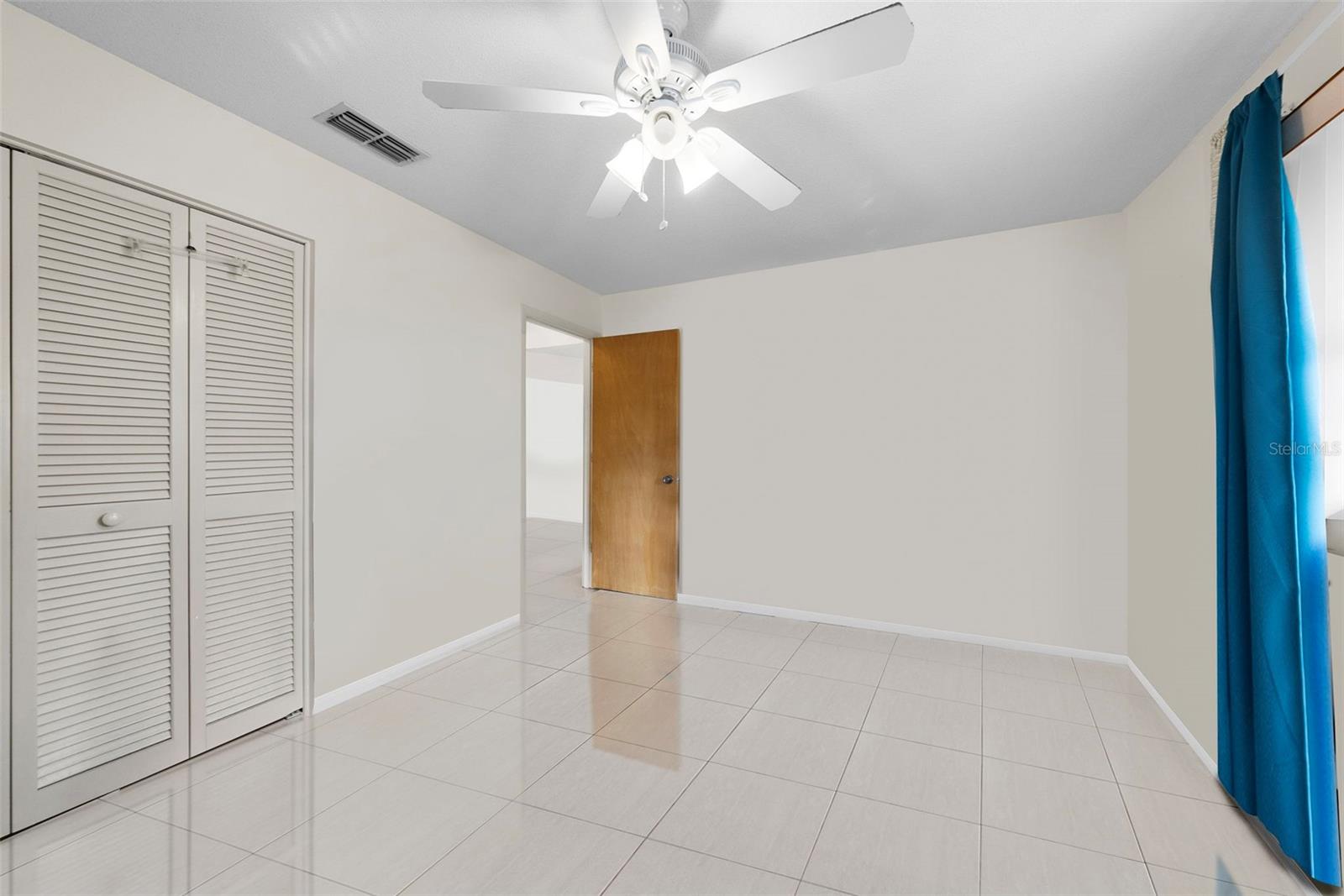 Second bedroom