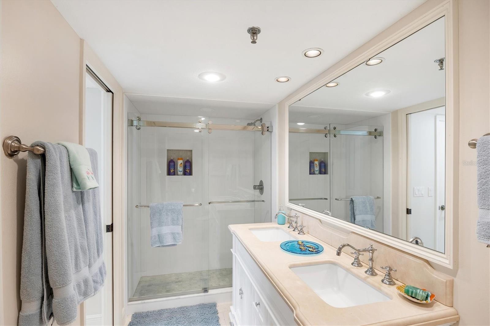 Bath off 2nd Bedroom