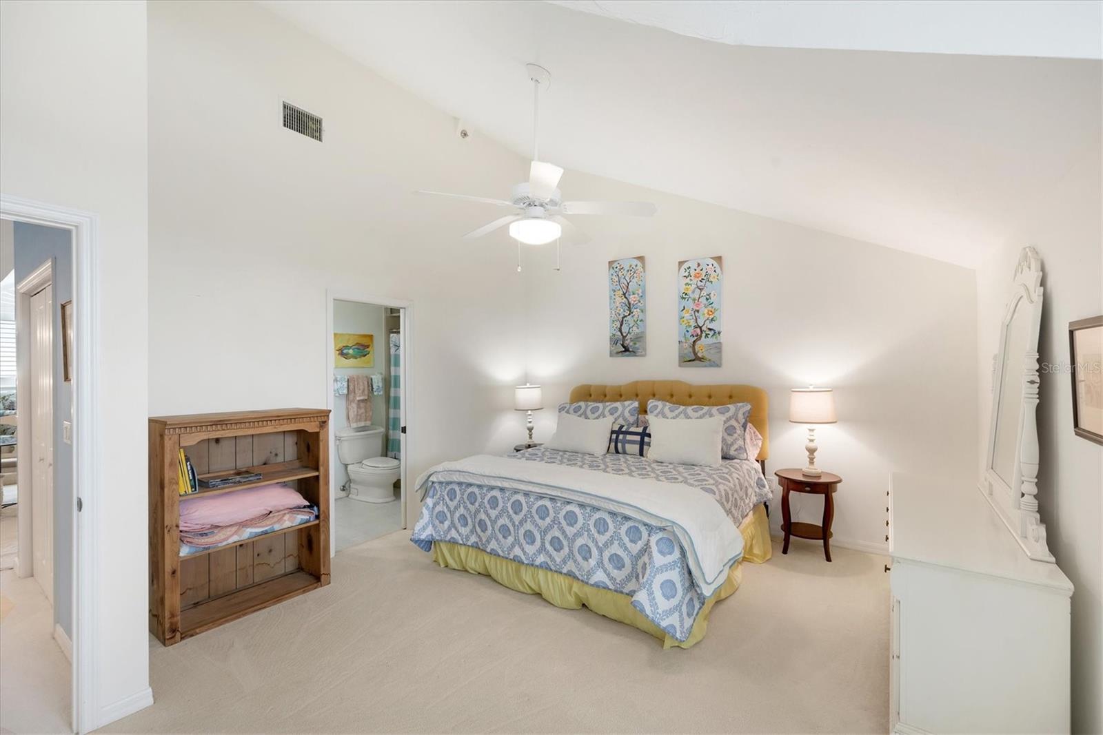 3rd Bedroom (upper level)