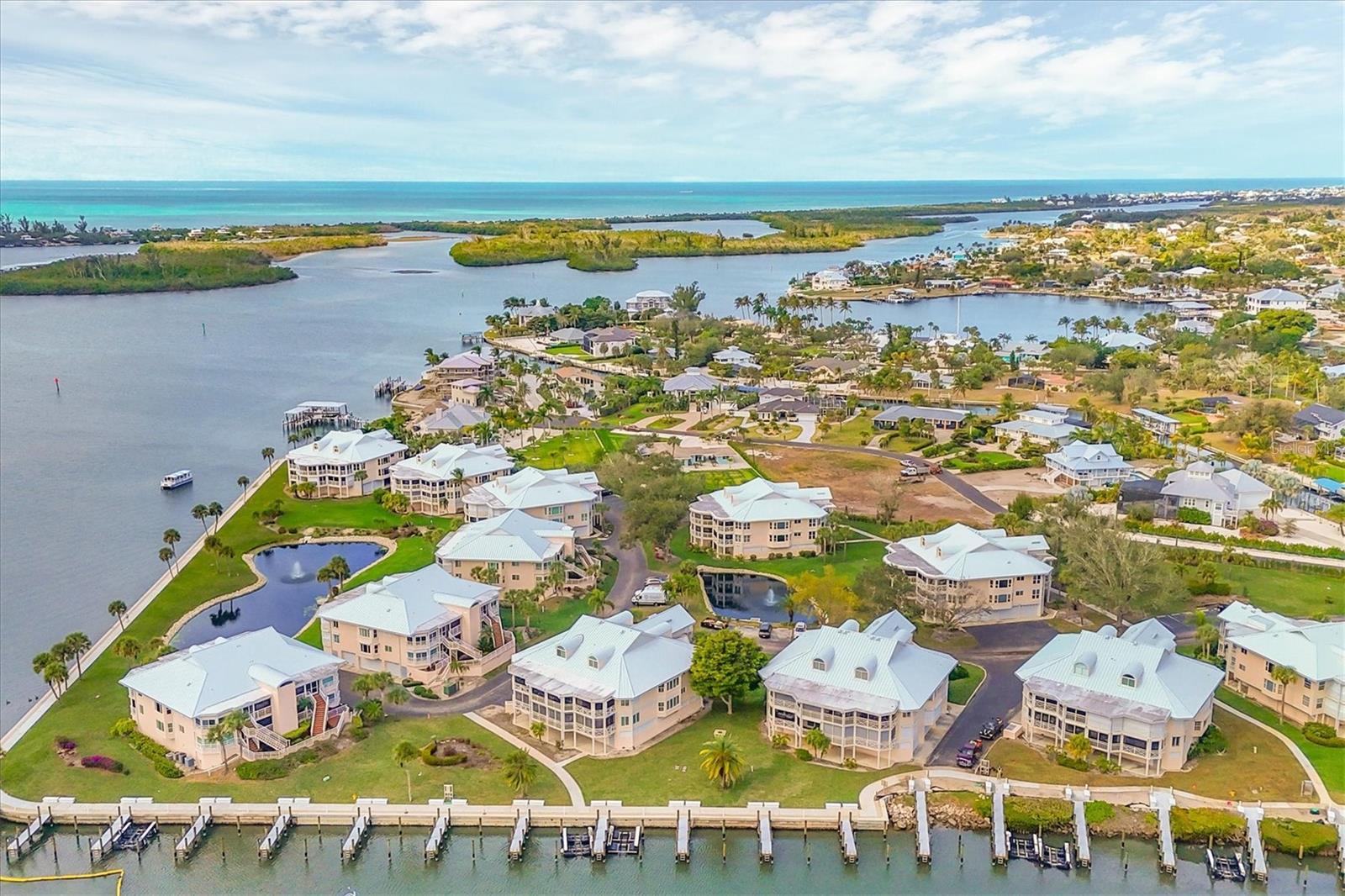 Views of the Intracoastal & Gulf of Mexico