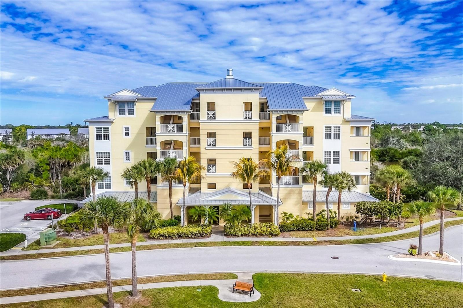 8571 Amberjack Cir #402