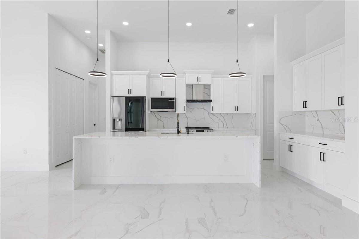 KITCHEN- PHOTO OF A COMPLETED MODEL