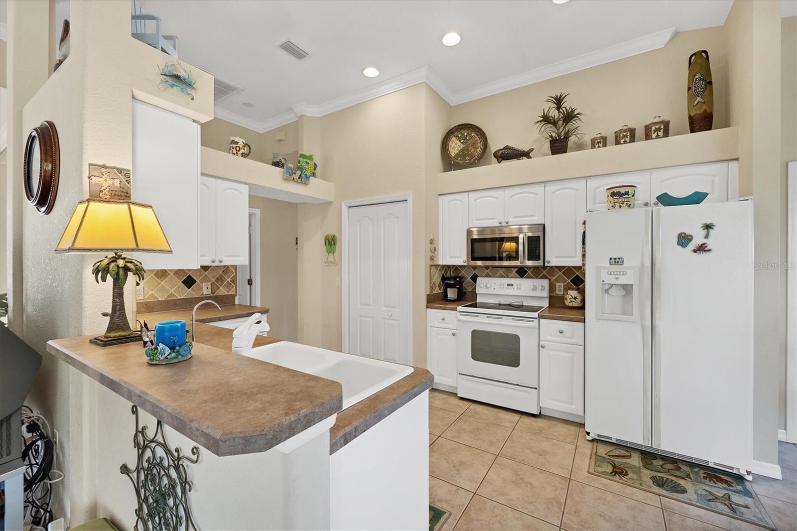 9350 Gulfstream Blvd, Englewood, FL 34224 — photo 11 of 36