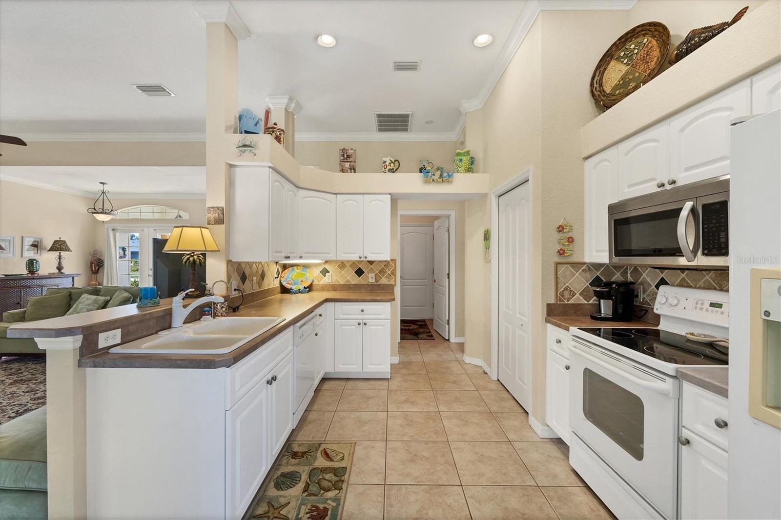 9350 Gulfstream Blvd, Englewood, FL 34224 — photo 12 of 36