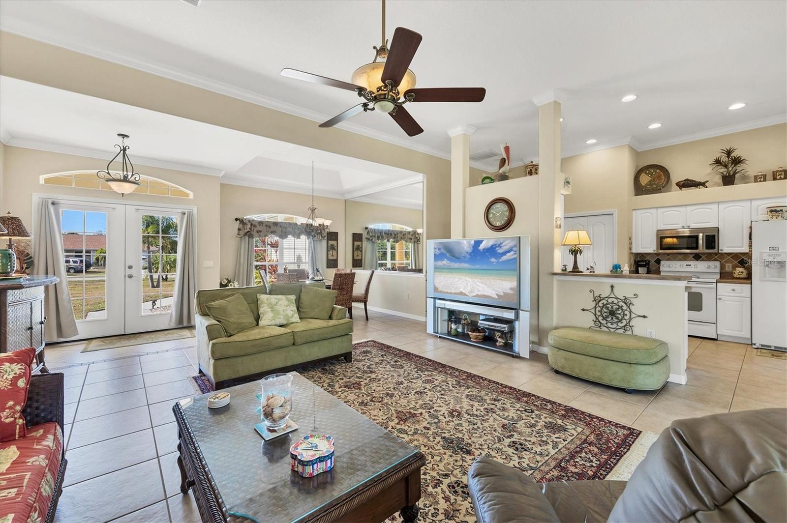 9350 Gulfstream Blvd, Englewood, FL 34224 — photo 8 of 36