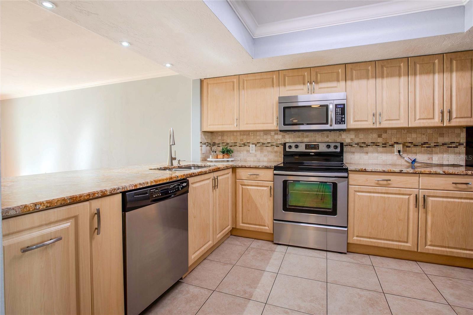 3300 Beneva #214, Sarasota, FL 34232 — photo 4 of 22