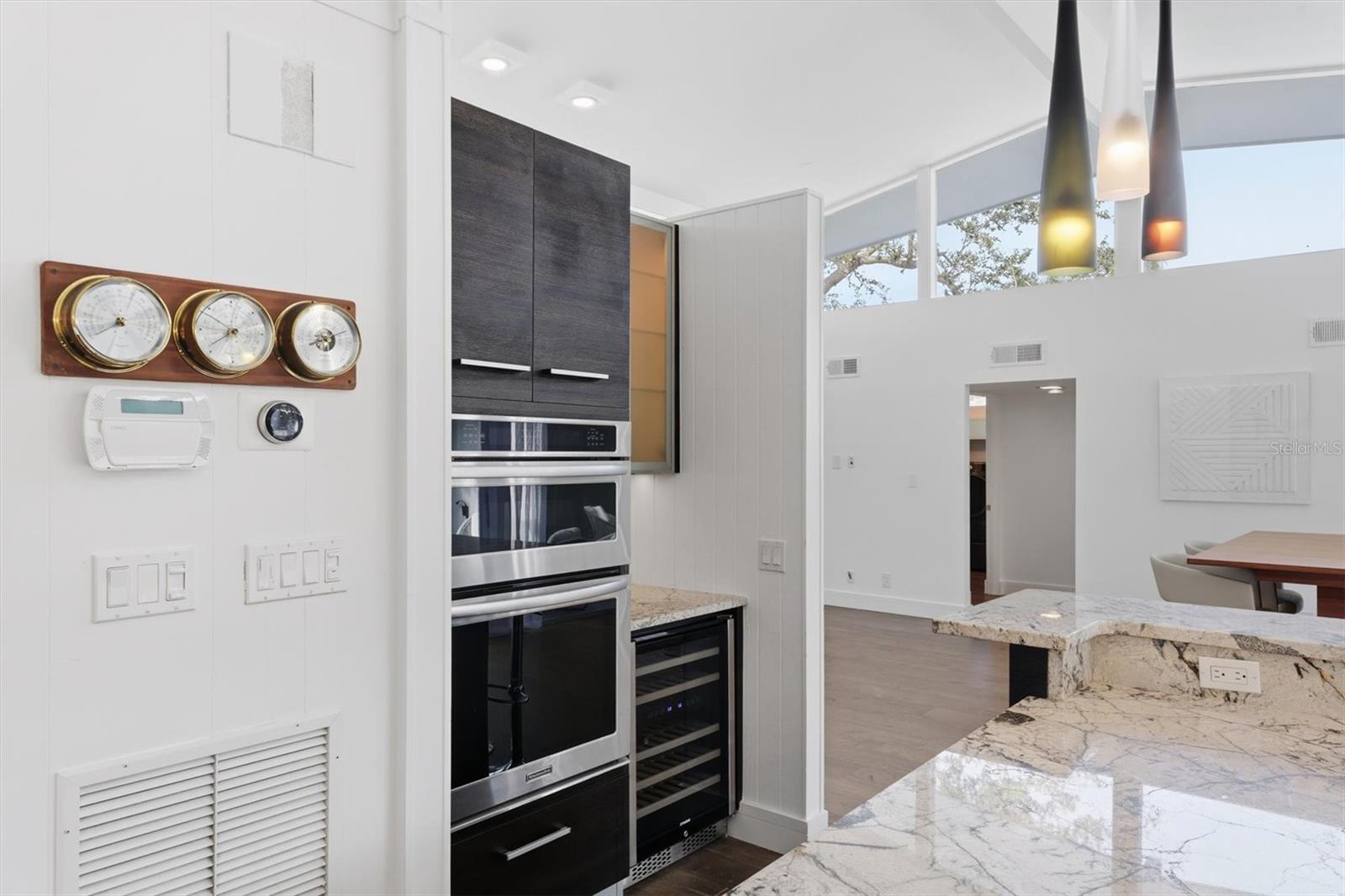 425 Partridge Cir, Sarasota, FL 34236 — photo 16 of 75